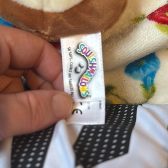 Squishmallows Bernie the Brown and White dog Keychain clip NWT - Picture 2 of 4